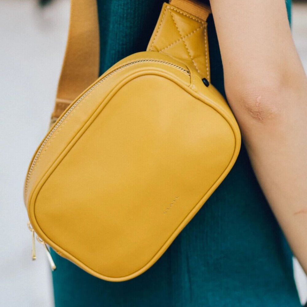 NWT *STATE* Crossbody Belt Bag | Mustard Yellow Leather & Gold Hardware | NEW!